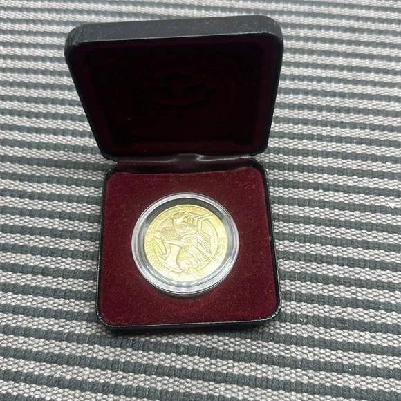 Vintage 1995 Coin Token Souvenir  National Bank Canada Medievale Quebec Medeival - Picture 2 of 3